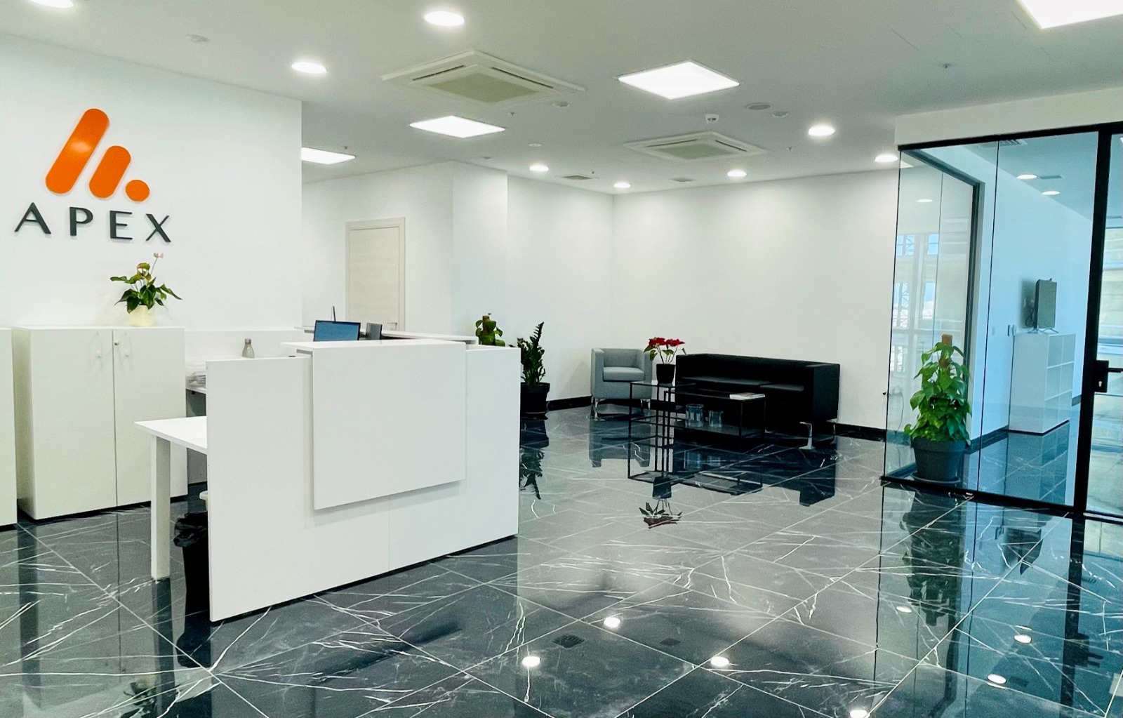 Apex Caps Family Office Co-Investment Network at 100 Members