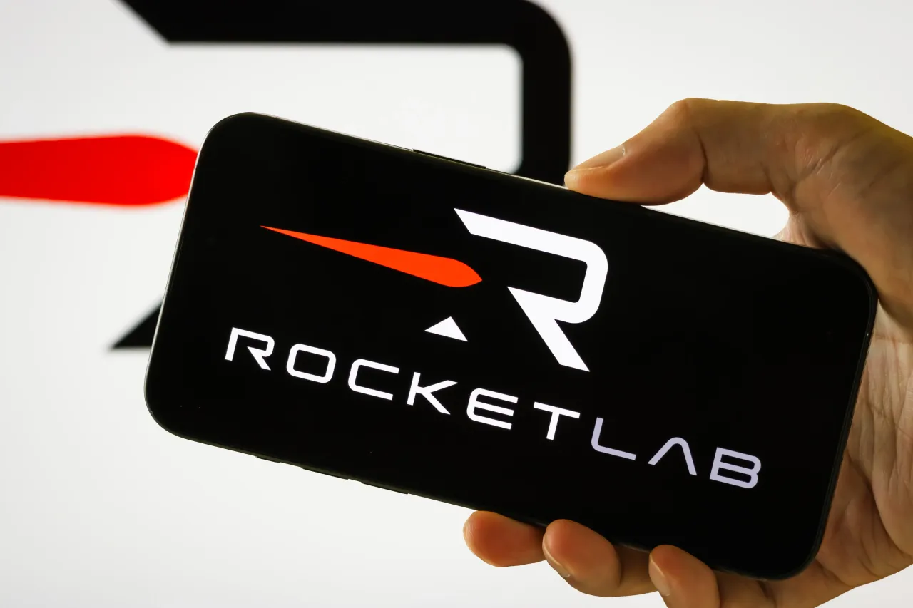 Rocket Lab Stock Falls 13% as Neutron Slips to 2027